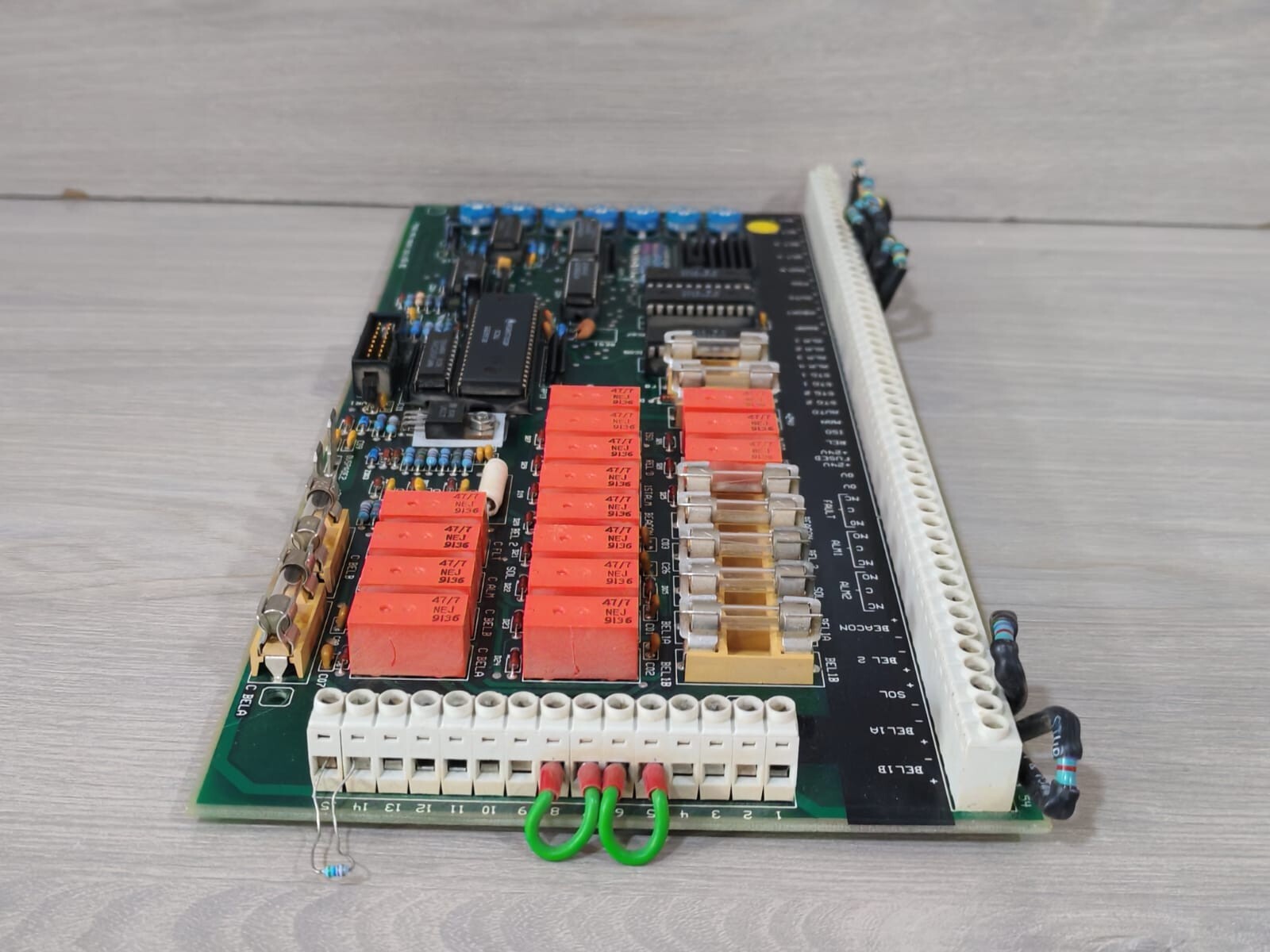 UNKNOWN P4002 MK3 MAIN2 ISS 2 P4002 MK3 MAIN2 ISS 2 PCB BOARD 9