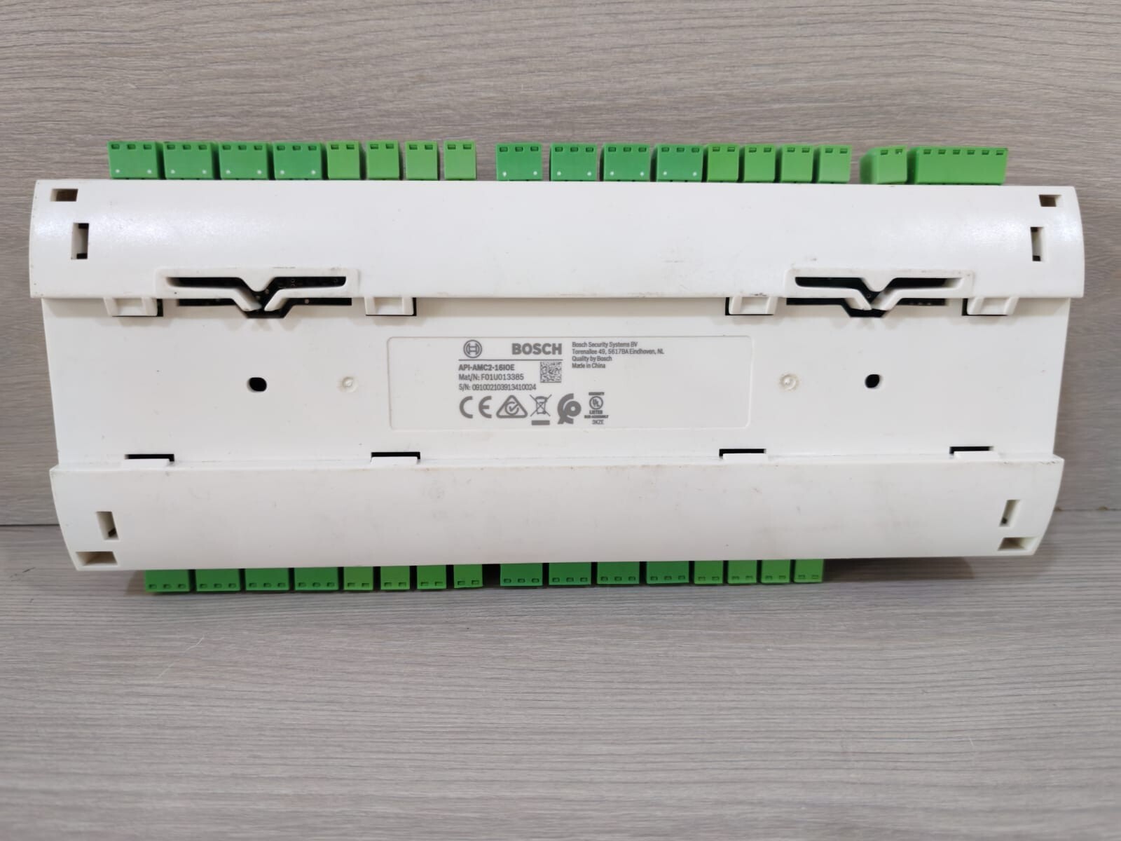 Bosch F01U013385 BOSCH API-AMC2-16IOE Input/Output Extension Board Mat/No: F01U013385 2