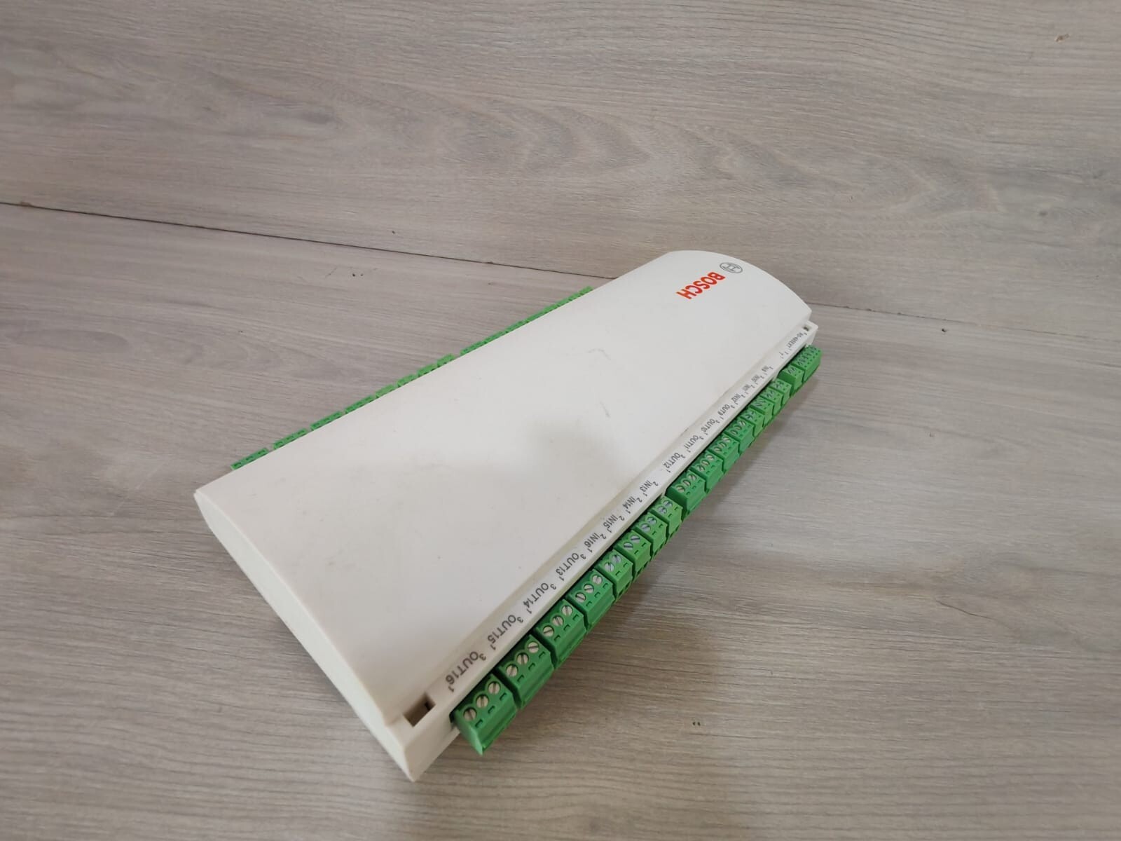 Bosch F01U013385 BOSCH API-AMC2-16IOE Input/Output Extension Board Mat/No: F01U013385 8