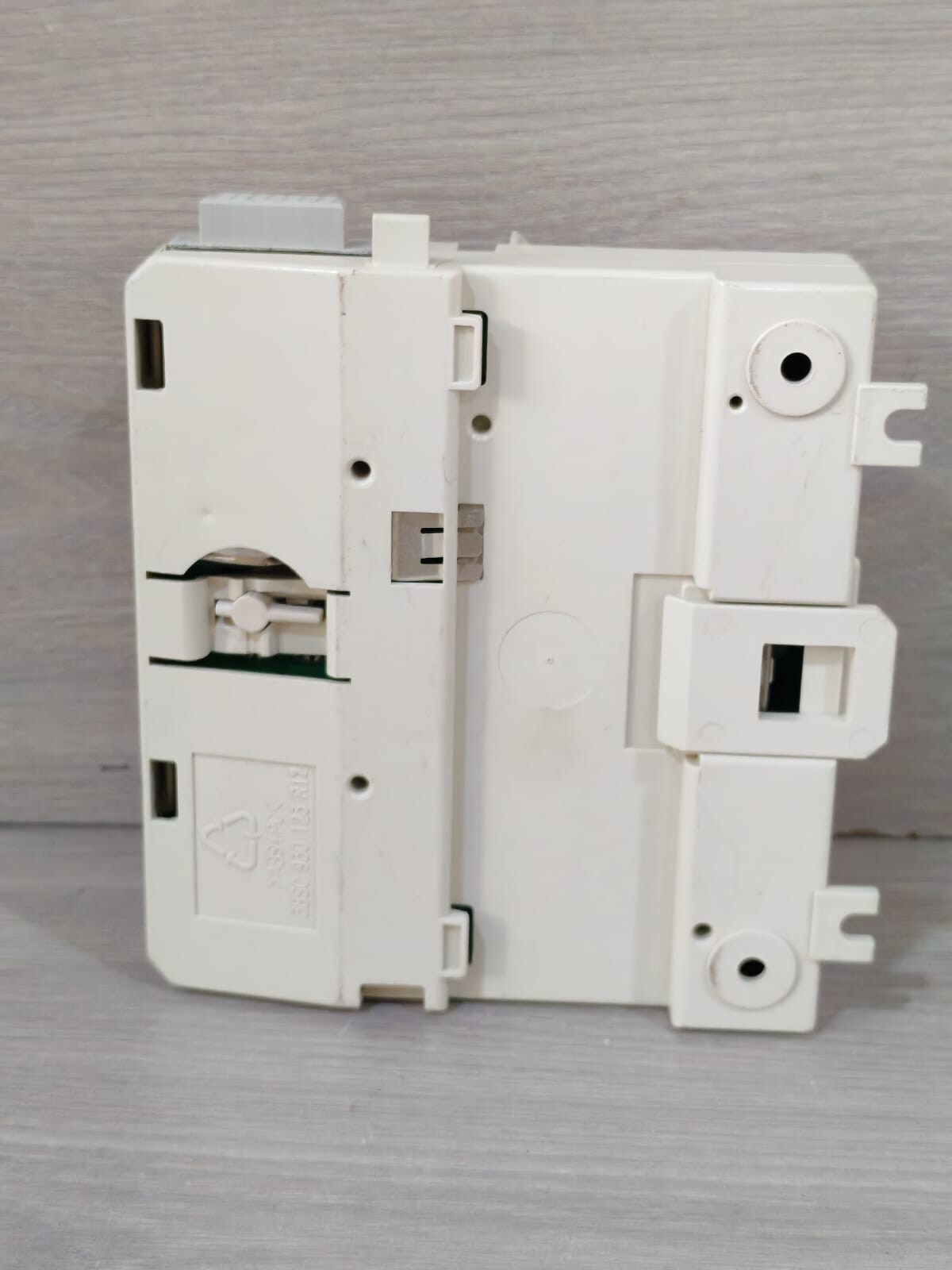 ABB 3BSE013234R1 ABB 3BSE013234R1 PR:A TU830V1- BASE ONLY 10