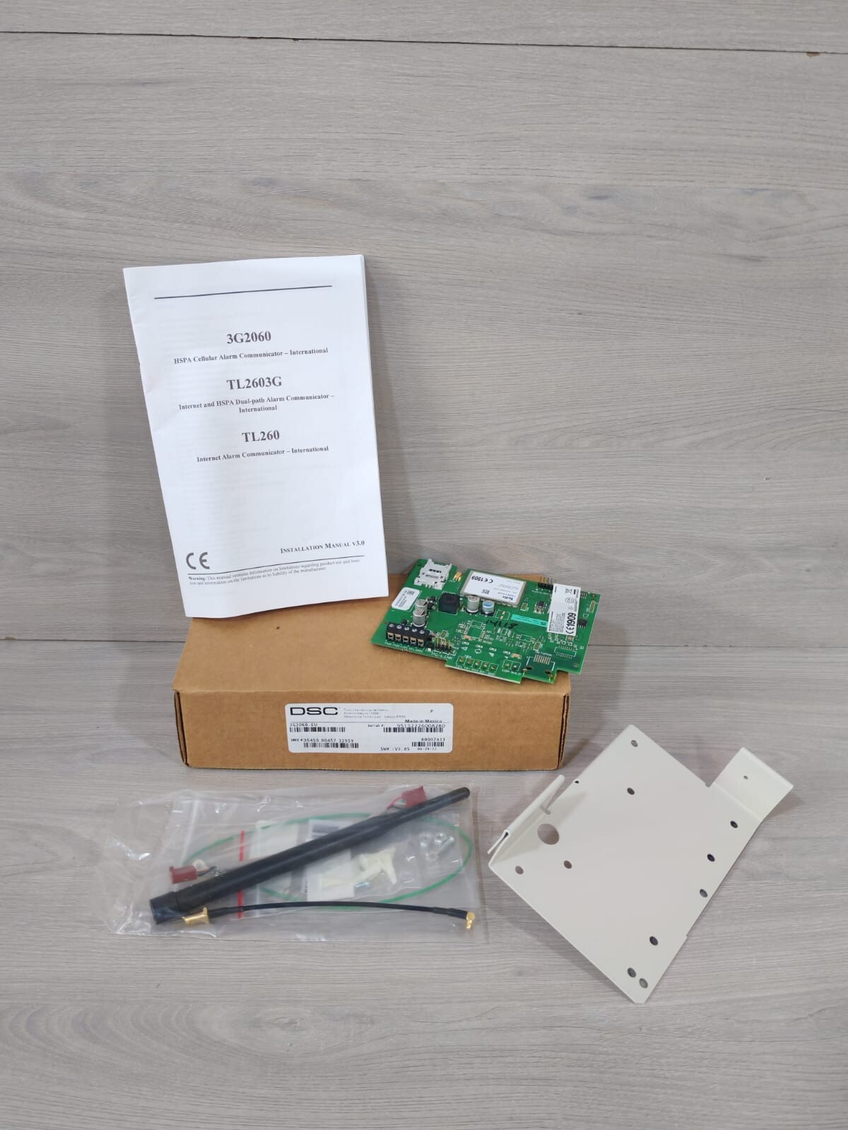 DSC 3G2060-EU Internet & HSPA Dual Path Alarm Communicator