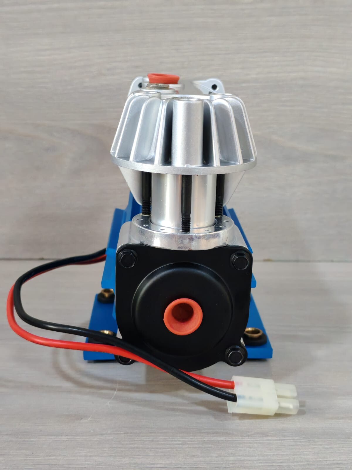 ARB CKSA12 ARB CKSA12 ON BOARD HIGH PERFORMANCE 12 VOLT DIFFERENTIAL AIR LOCKER COMPRESSOR 3