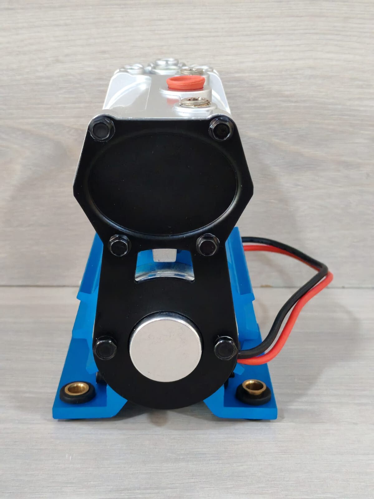 ARB CKSA12 ARB CKSA12 ON BOARD HIGH PERFORMANCE 12 VOLT DIFFERENTIAL AIR LOCKER COMPRESSOR 9
