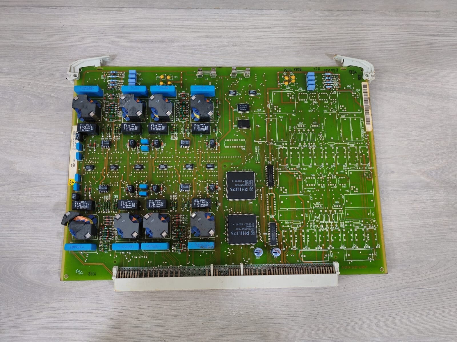 Siemens S30187-Q677-K-701-6 Siemens S30187-Q677-K701-6 Motherboard 4
