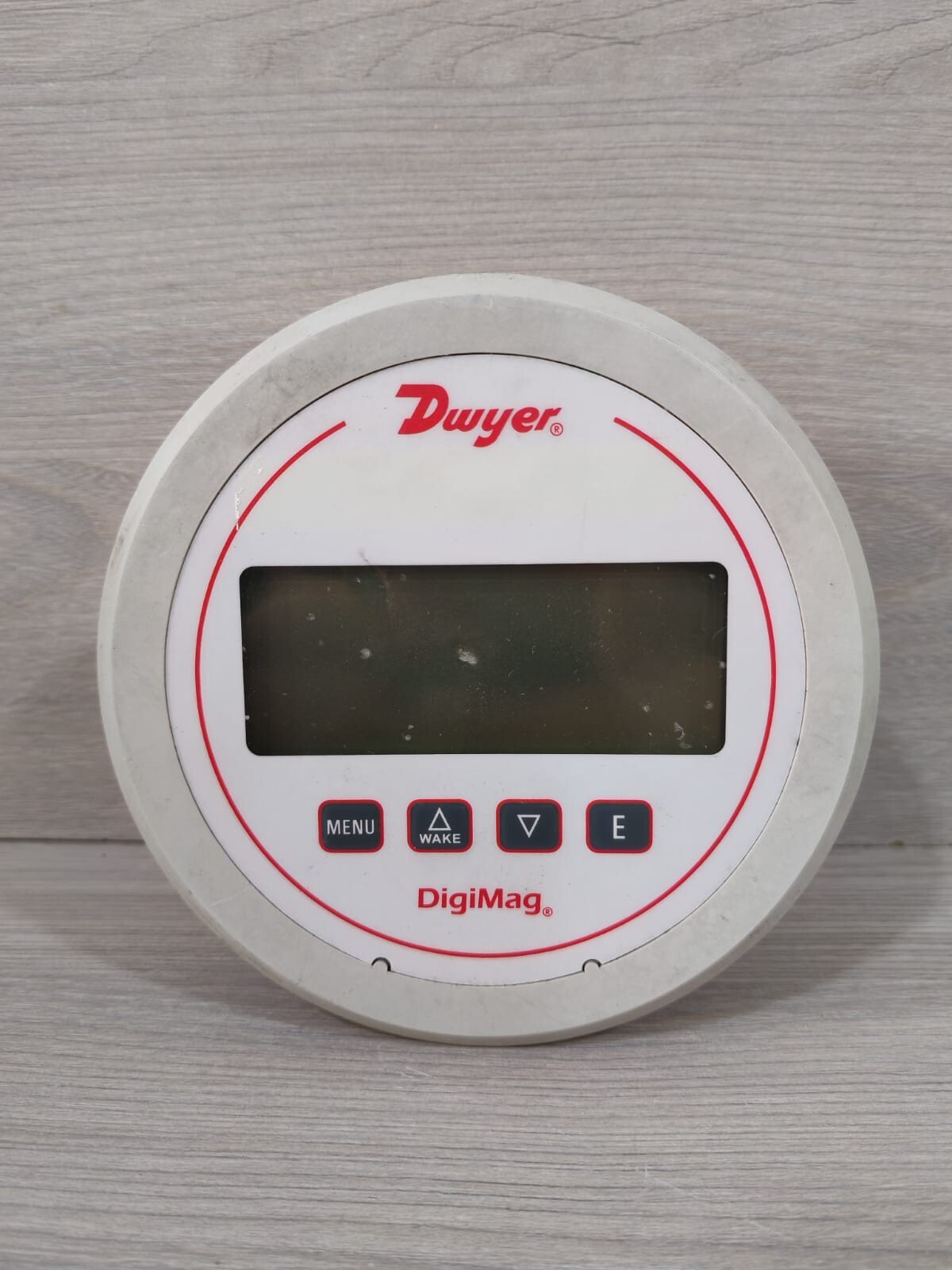 Dwyer DigiMag DM-1111 Dwyer DigiMag DM-1112 Range 0-60 IN. WC 4