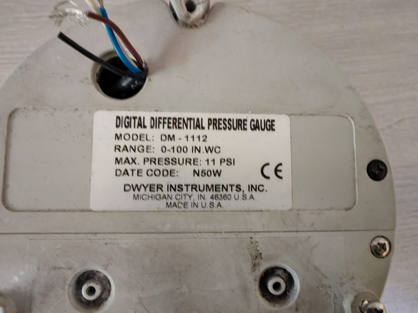 Dwyer DigiMag DM-1111 Dwyer DigiMag DM-1112 Range 0-60 IN. WC 5