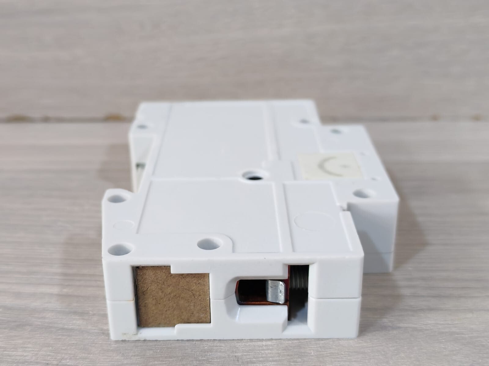 Siemens 5SX2 132-7 SIEMENS 5SX2 132-7 MINIATURE CIRCUIT BREAKER 8