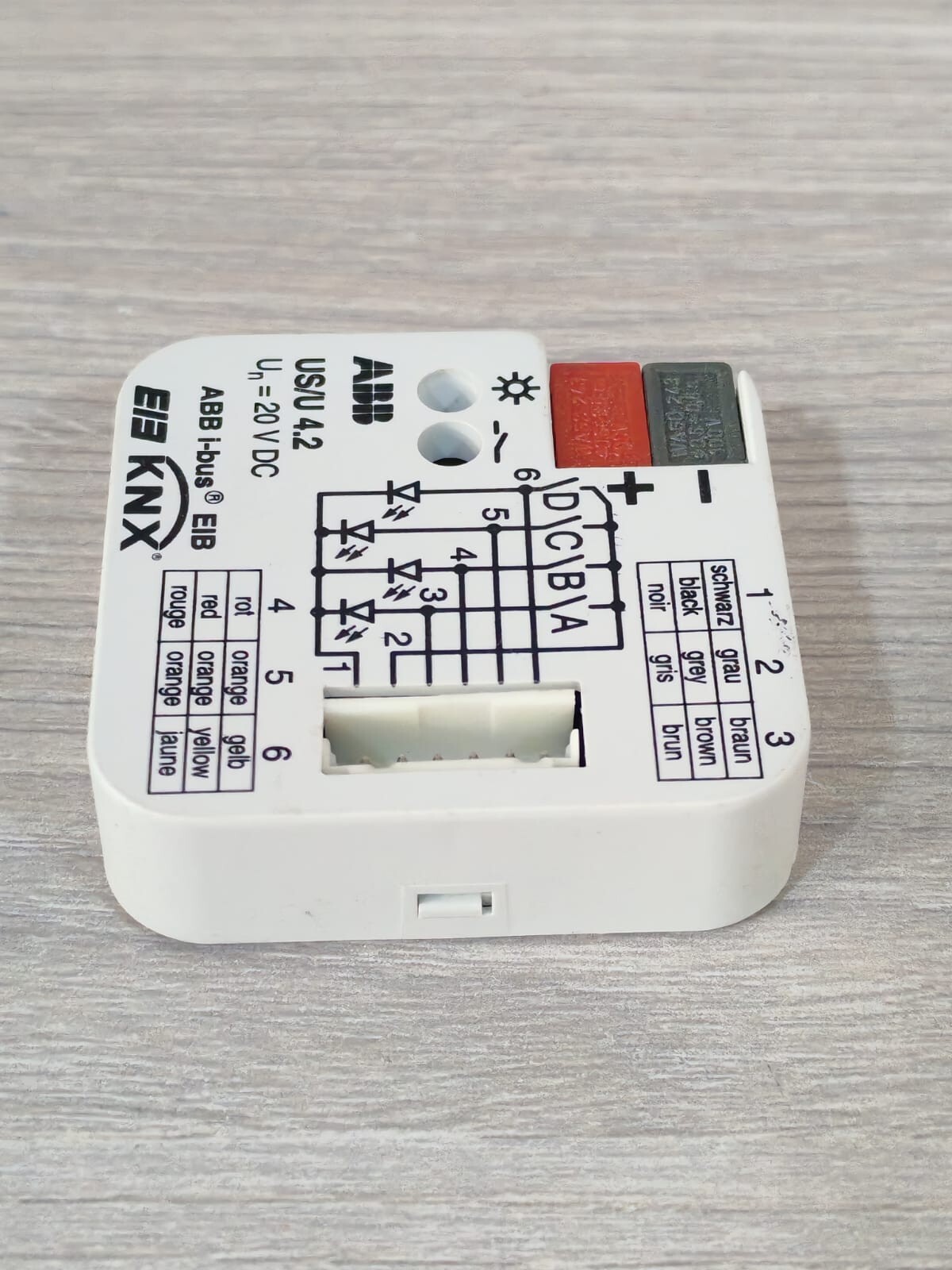 ABB GH Q631 0070 R0111 ABB US/U 4.2 GH Q631 0070 R0111 UNIVERSAL INTERFACE 4