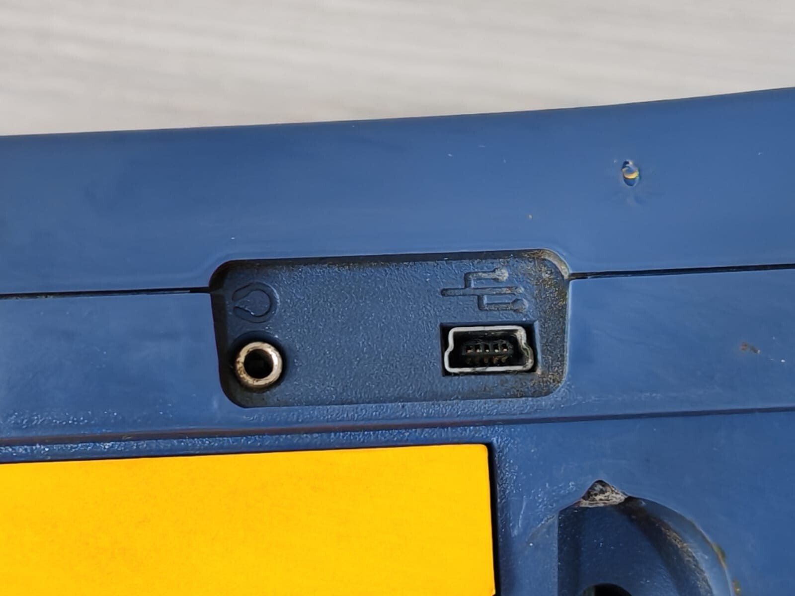 Fluke Networks DTX-1800 Fluke Networks DTX-1800 Smart Remote with Battery 9