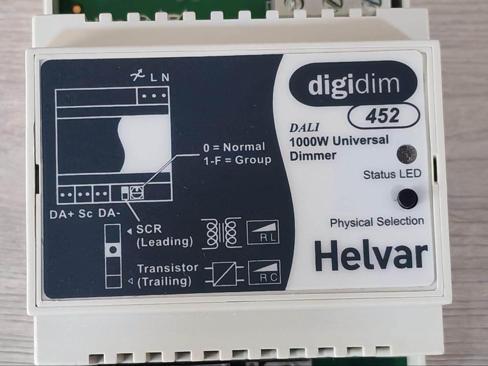 Helvar DIGIDIM452 HELVAR DigiDim 452 DALI 1000W Universal Dimmer 3
