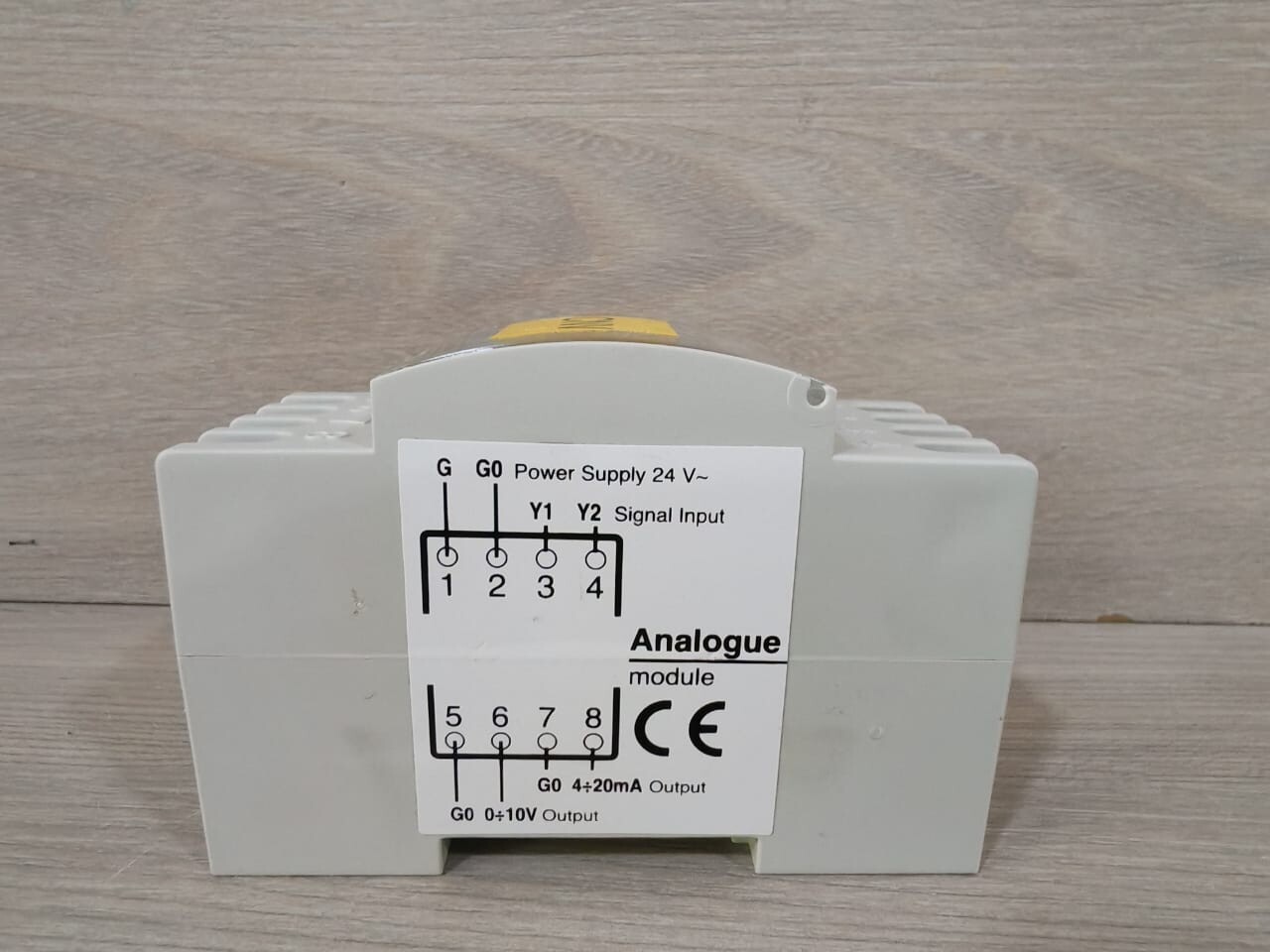 Carel CONV0/10A0 CAREL CONV0/10A0 REV 1.000 ANALOGUE MODULE 5