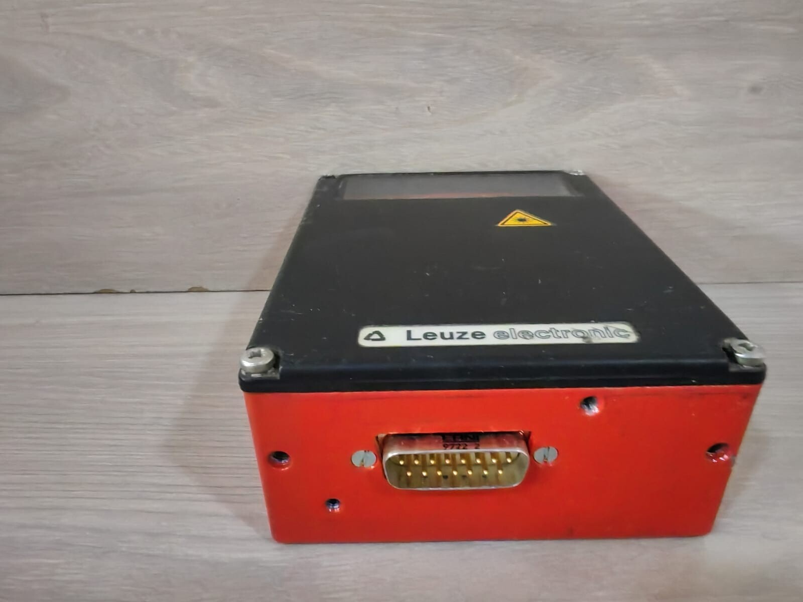 Leuze 50028921 LEUZE BCL 40 S F 100 BARCODE SCANNER 50028921 V 50.09 5