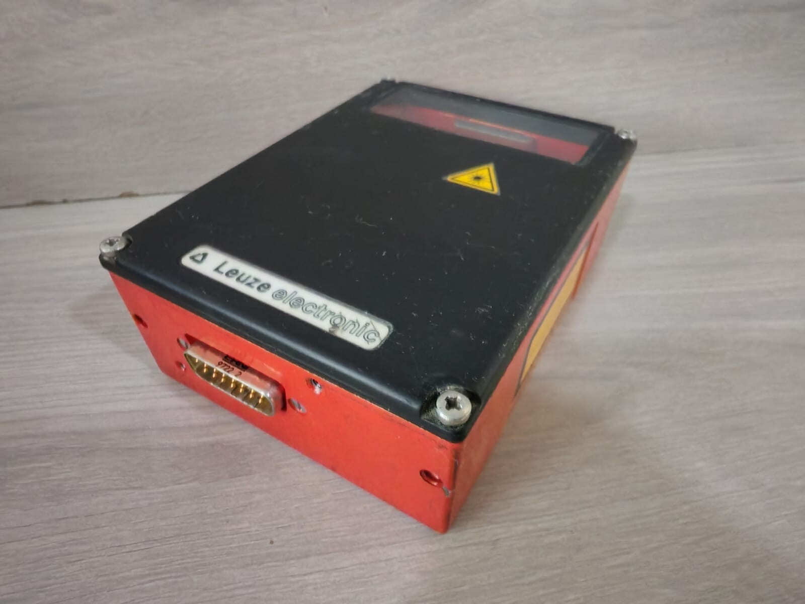 Leuze 50028921 LEUZE BCL 40 S F 100 BARCODE SCANNER 50028921 V 50.09 9