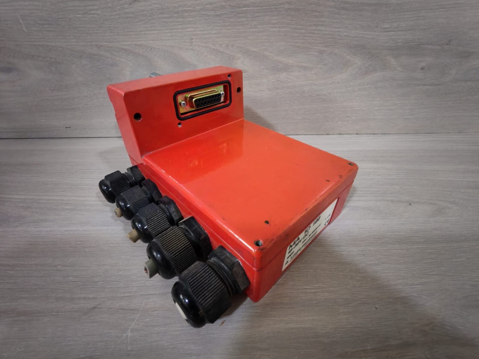 LEUZE MA 1O 100 MODULAR CONNECTION UNIT 50026110 V 1.09 10