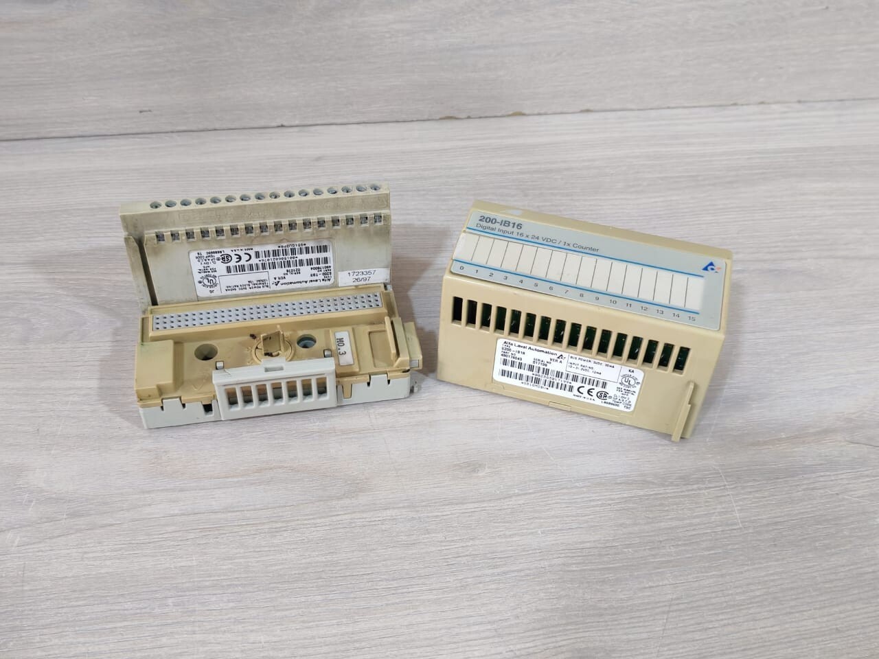 ALFA LAVAL AUTOMATION INPUT-16 ALFA LAVAL AUTOMATION S200-IB16 & S200-TB3 DIGITAL INPUT 16 X 24VDC/1X COUNTER 2
