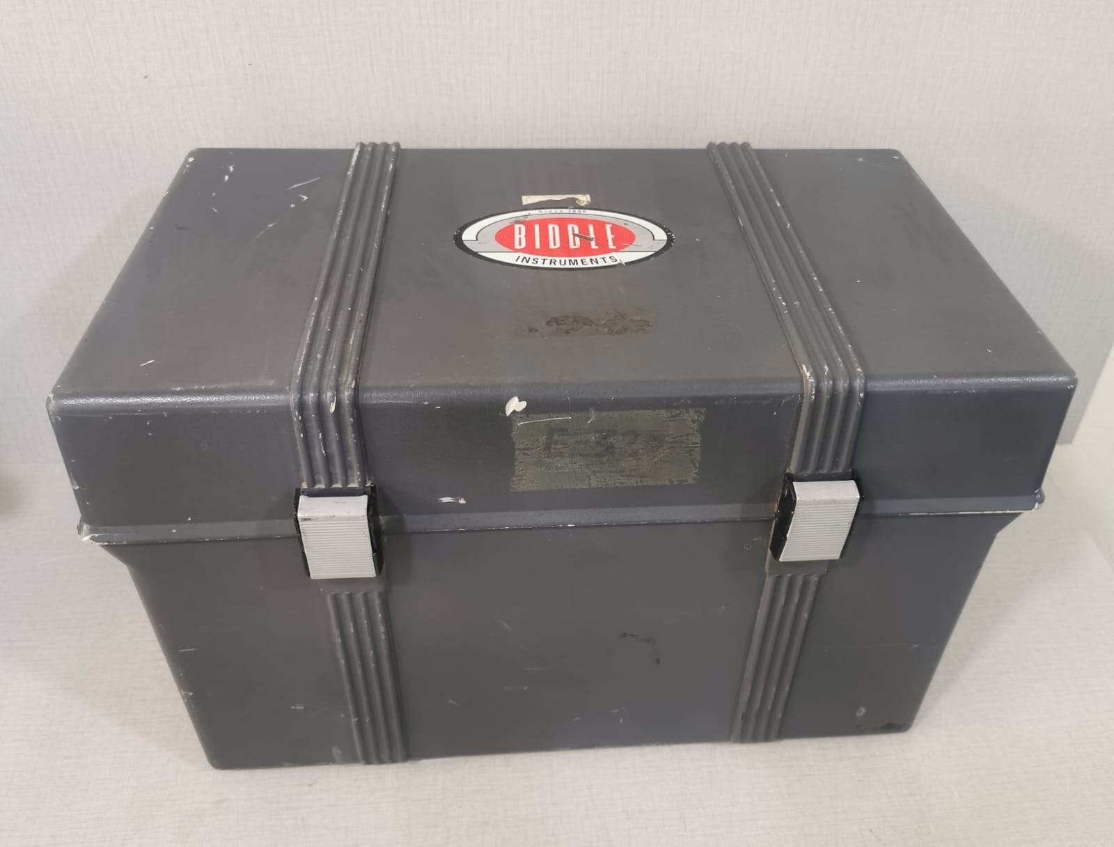Megger DC Dielectric Test Set 120 KiloVolts Megger Biddle DC Dielectric Test Set 120 KiloVolts 10