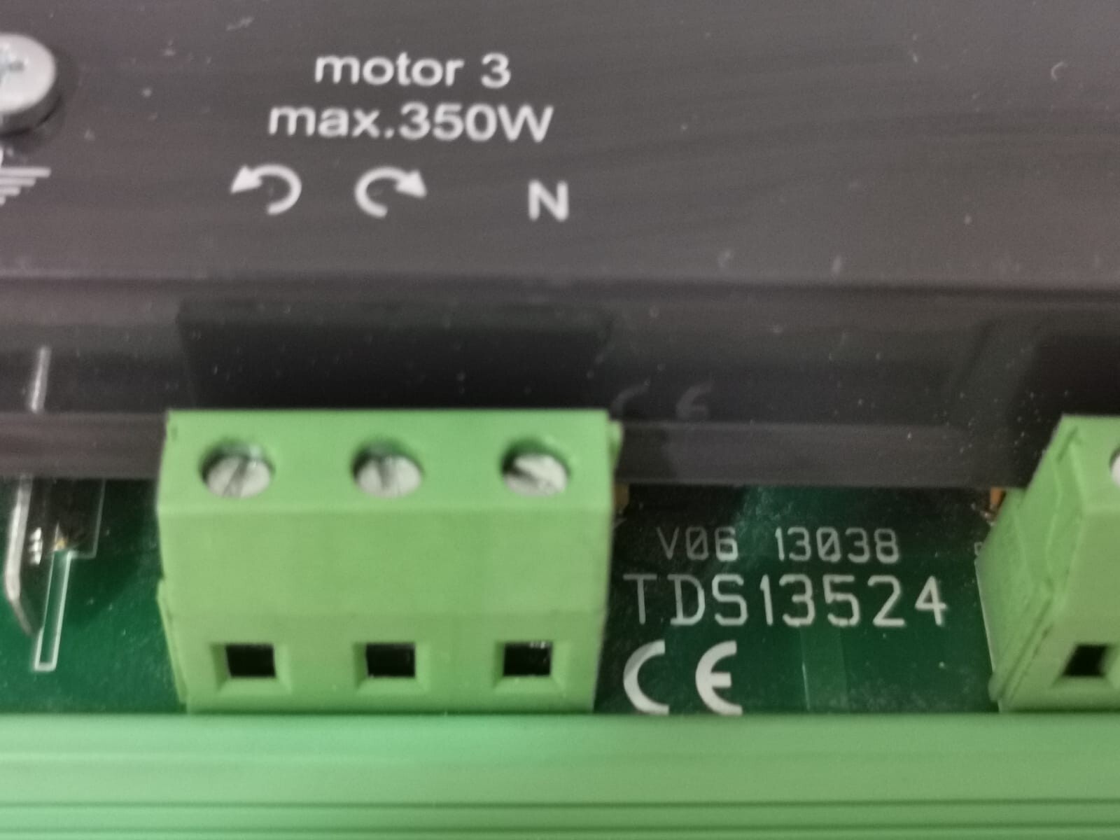 TELETASK TDS13524 TELETASK TDS13524 Motor Interface Motor Interface Output 6
