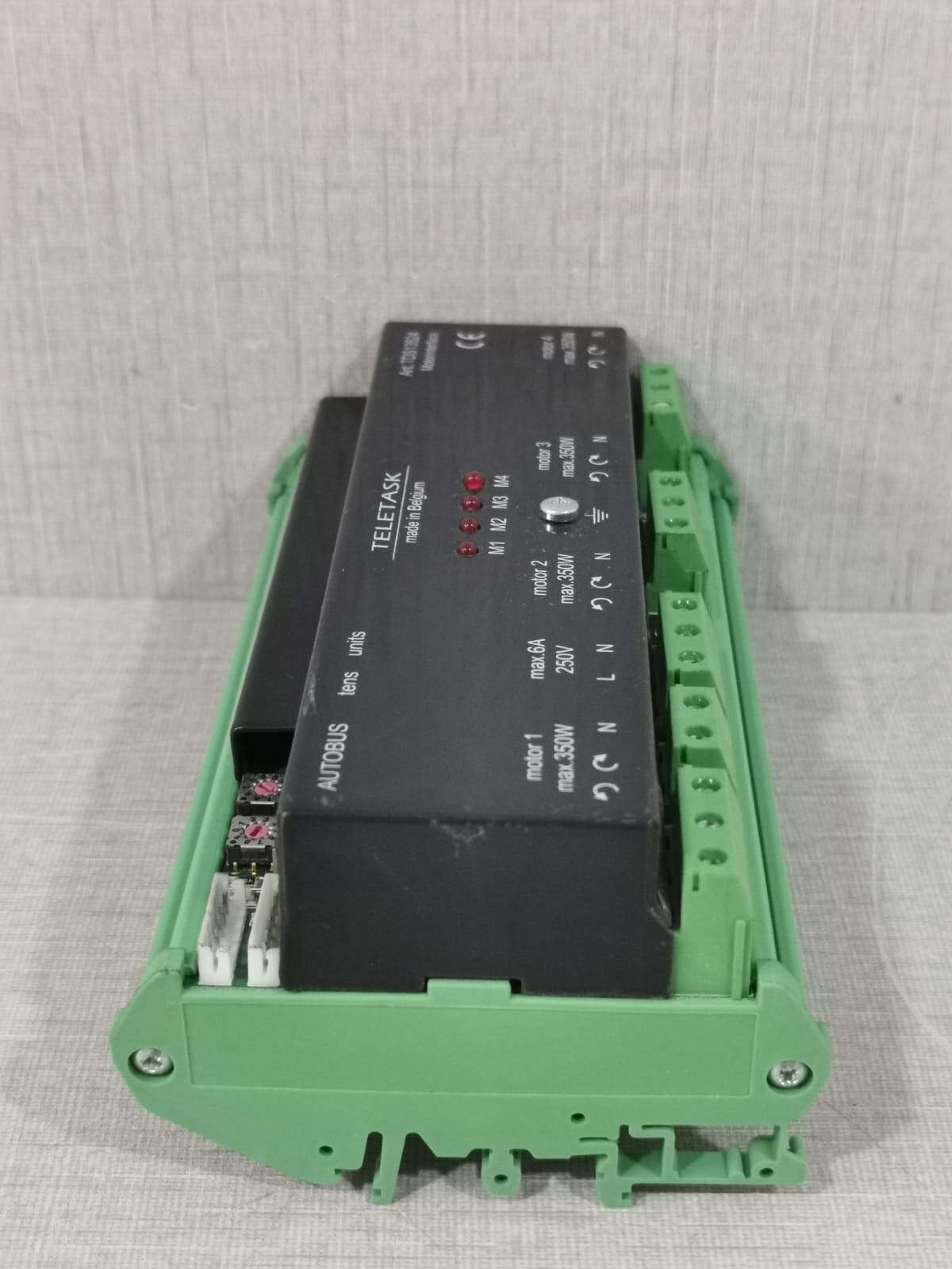 TELETASK TDS13524 TELETASK TDS13524 Motor Interface Motor Interface Output 8