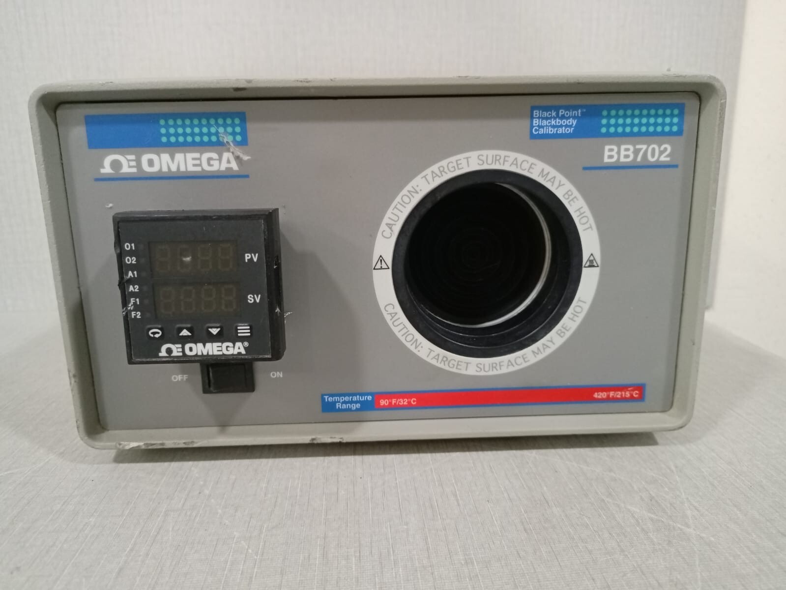 OMEGA BB702 OMEGA BB702 High Performance Blackbody Calibration Source 3
