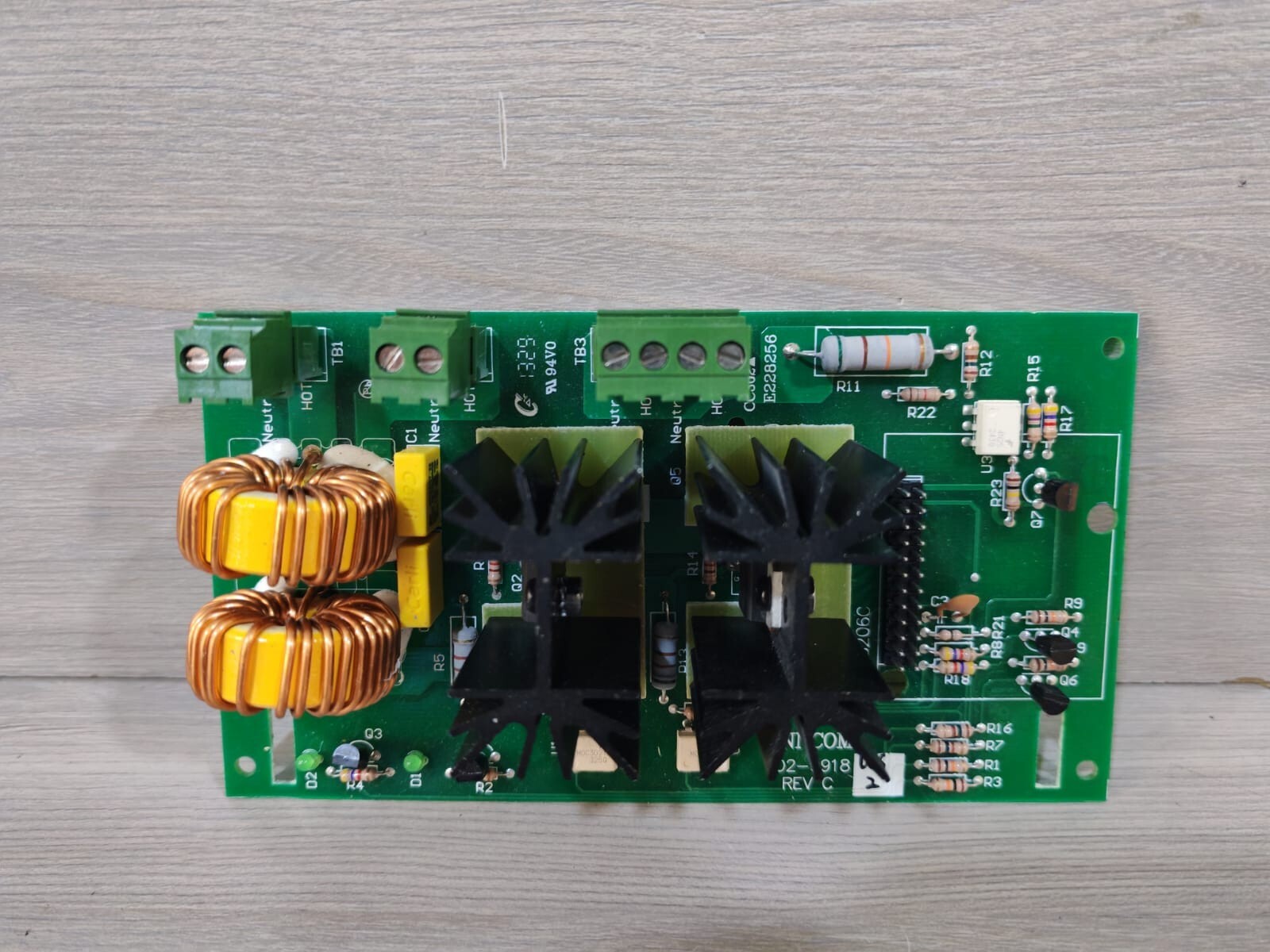 INNCOM 02-9918 REV.C BOARD FOR HONEYWELL RAIL LAMP DIMMER
