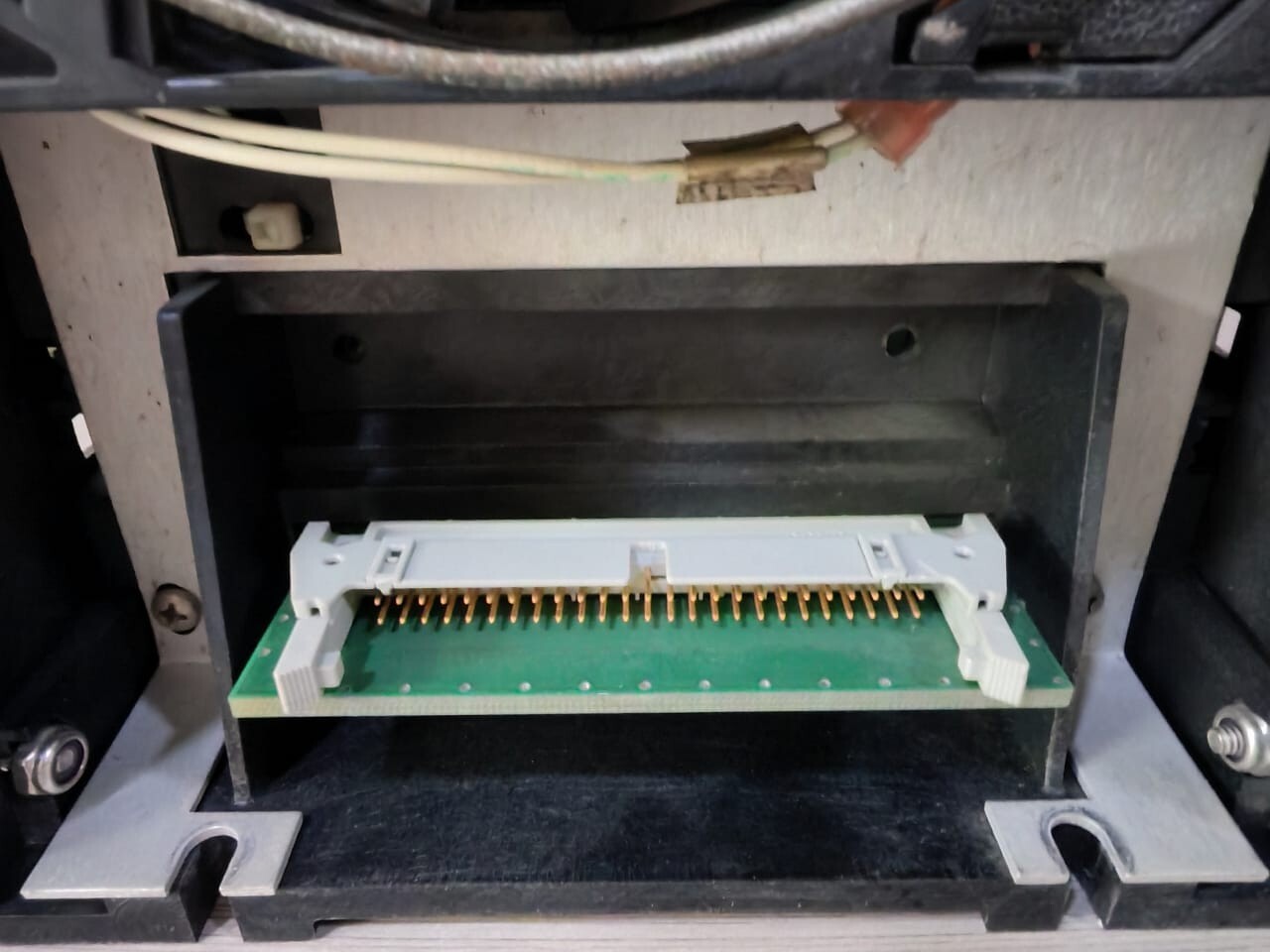 Woodward 5453-277 WOODWARD 5453-277 REV B. 8 -SLOTS CHASSIS RACK 9