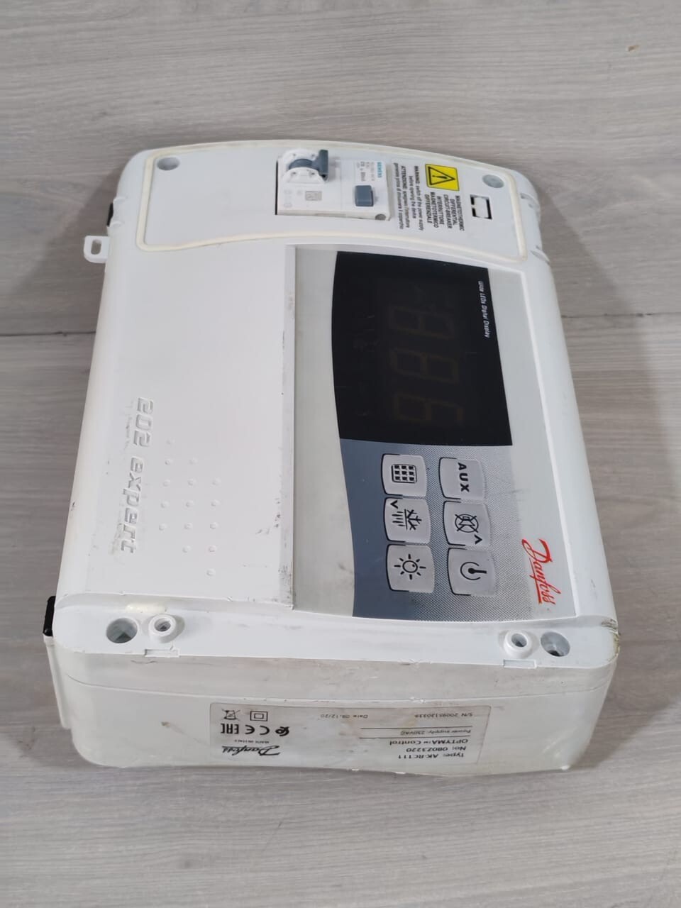 Danfoss 080Z3220 DANFOSS AK-RC111 080Z3220 OPTYMA CONTROLLER 230VAC 6