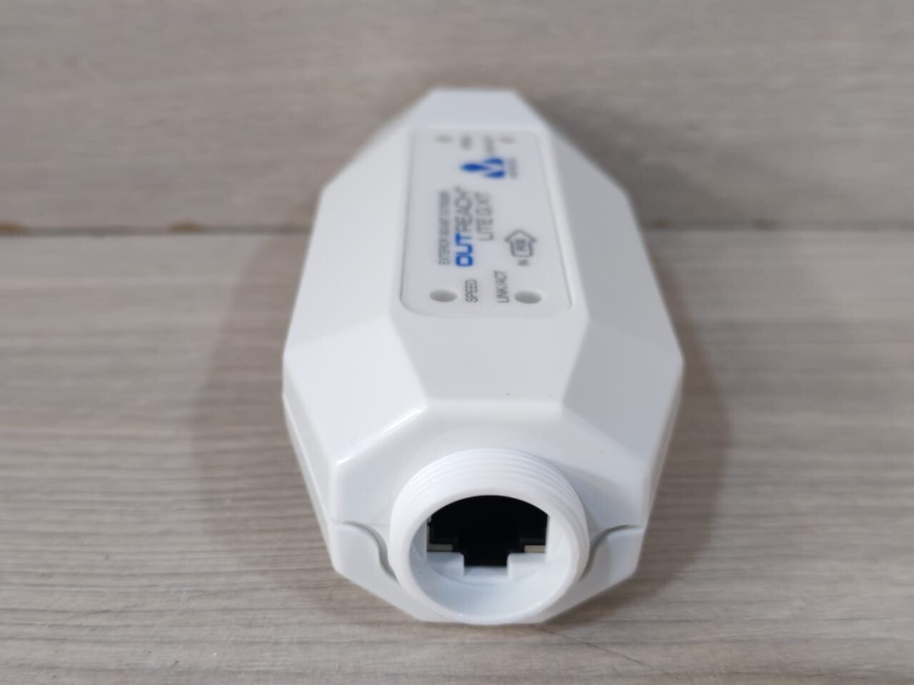 VERACITY VOR-ORL-GXT VERACITY VOR-ORL-GXT OUTREACH LITE GXT EXTERIOR GIGABIT EXTENDER 6