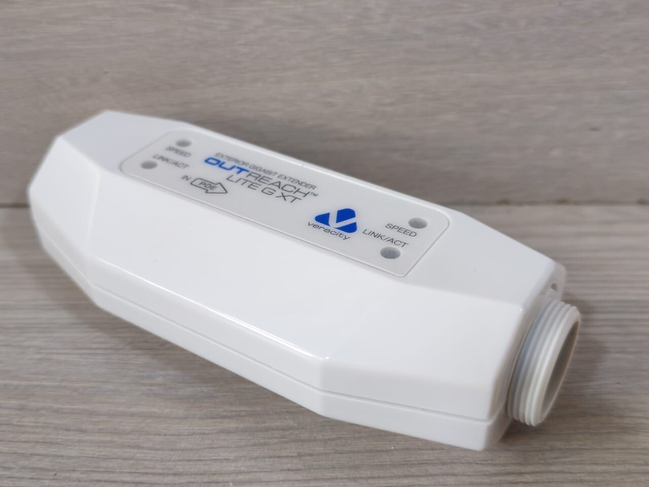 VERACITY VOR-ORL-GXT VERACITY VOR-ORL-GXT OUTREACH LITE GXT EXTERIOR GIGABIT EXTENDER 8
