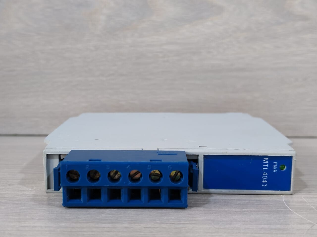 MTL MTL 4043 MTL 4043 REPEATER POWER SUPPLY,4/20mA, FOR 2 OR 3-WIRE TRANSMITTERS 4