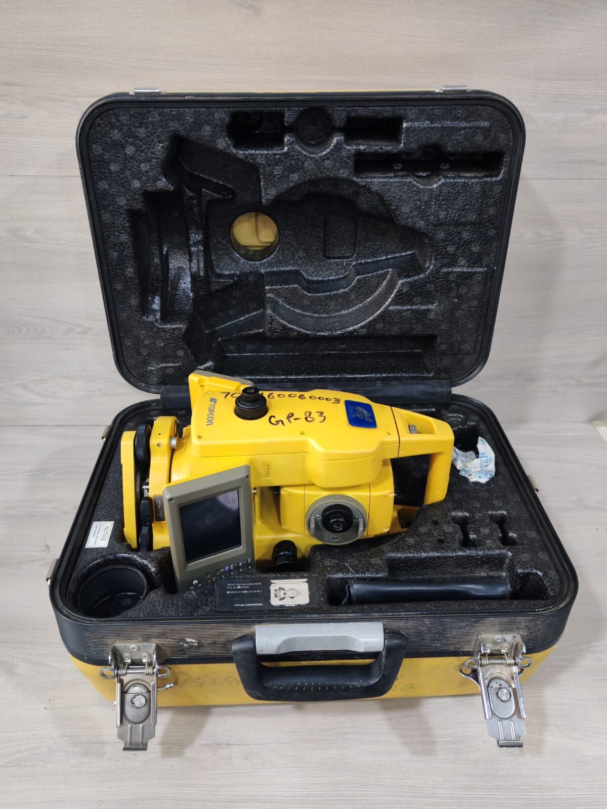 TOPCON GTS-722 TOTAL STATION SURVEYING INSTRUMENTS