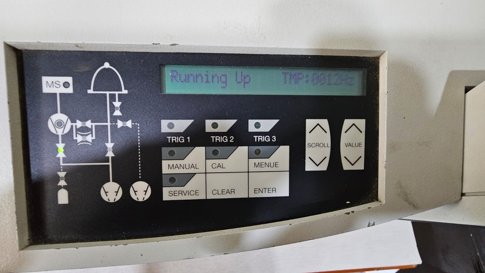 LEYBOLD UL 200 LEYBOLD Vaseco UL 200 Helium Leak Detector 220/240VAC -TRIED & TESTED 6