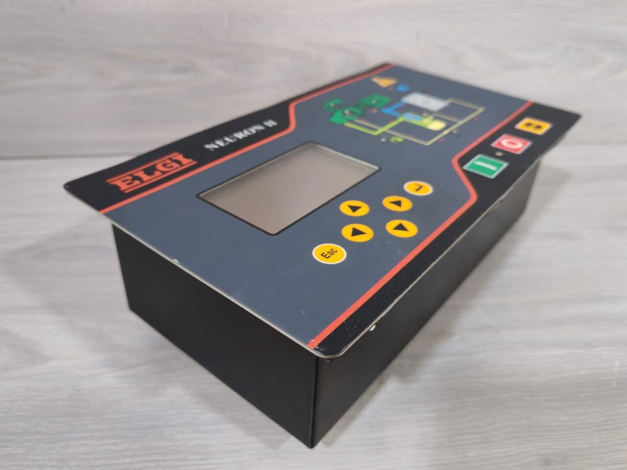 ELGI NEURON II 00897701N ELGI NEURON II 00897701N COMPRESSOR CONTROLLER - NEW WITH OLD STOCK BOX 9