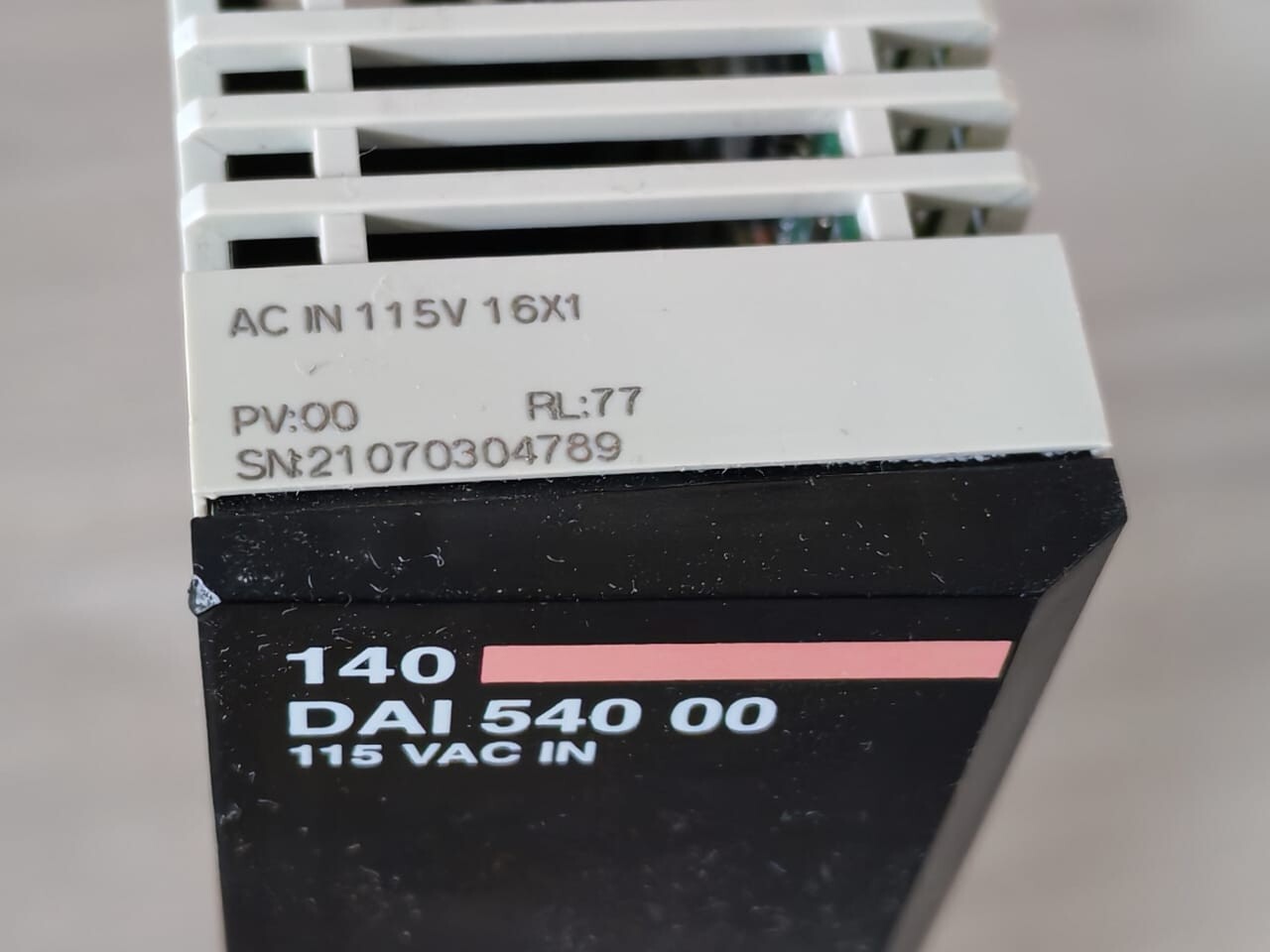 Schneider Electric 140DAI54000 Schneider Electric 140DAI54000 Modicon Quantum - Without Terminal 3