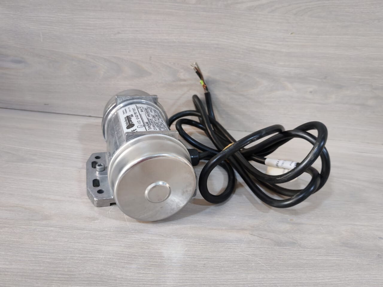 Italvibras M-60 Italvibras M-60 Motor Electric Vibrators 6