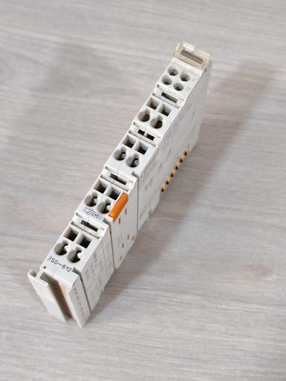 WAGO 750-612 LOT WAGO 750-612 0-230VAC/DC POWER SUPPLY 4