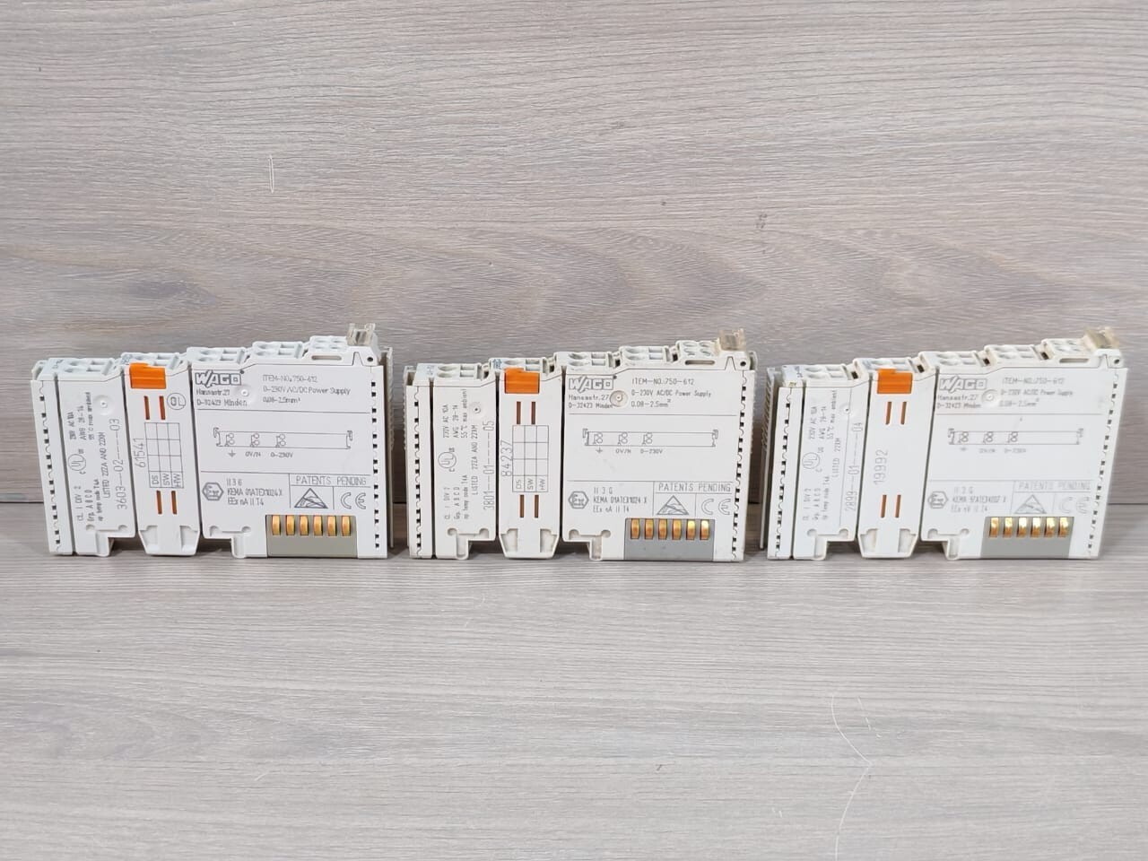 WAGO 750-612 LOT WAGO 750-612 0-230VAC/DC POWER SUPPLY 9