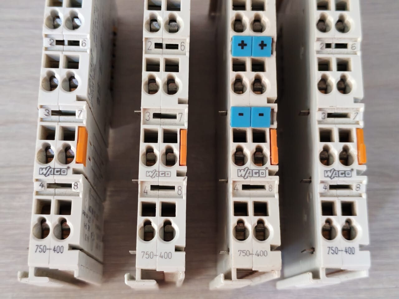 WAGO 750-400 PCS WAGO 750-400 2 CHANNEL DIGITAL INPUT MODULE 24VDC 3.0MS 2