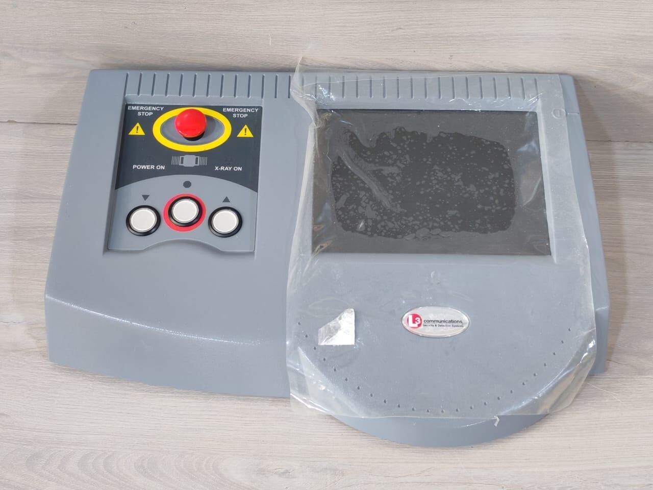 L3 COMMUNICATIONS 1000-10211-02 REV G1 L3 COMMUNICATIONS PXM SERIES CONTROLLER AND KEYBOARD PN: 1000-10211-02 REV G1 2
