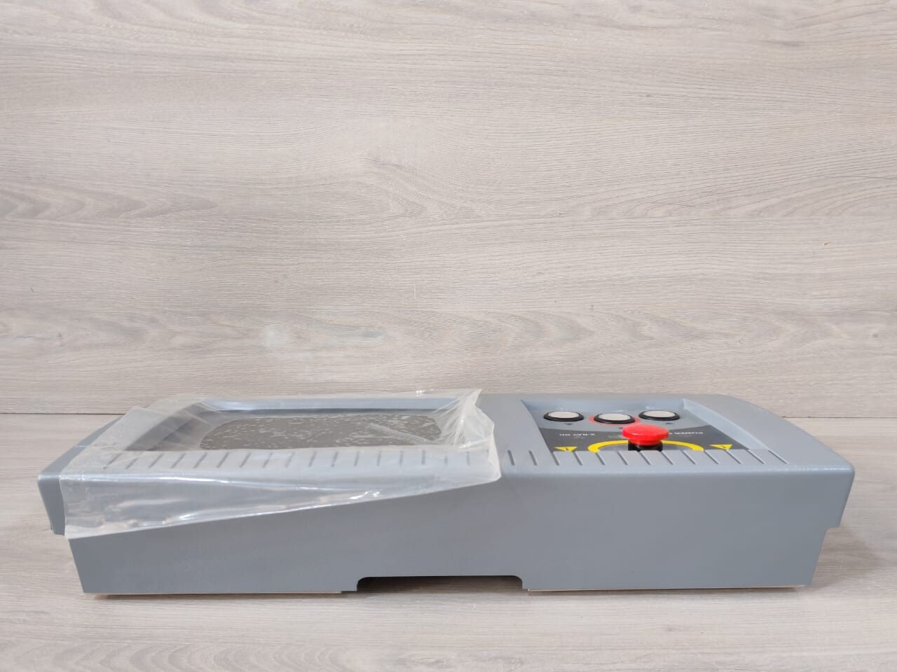 L3 COMMUNICATIONS 1000-10211-02 REV G1 L3 COMMUNICATIONS PXM SERIES CONTROLLER AND KEYBOARD PN: 1000-10211-02 REV G1 8