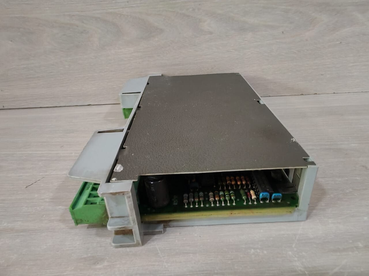 Schleicher P-AA4/1 (A) SCHLEICHER P-AA4/1 (A) ANALOG INPUT MODULE 7
