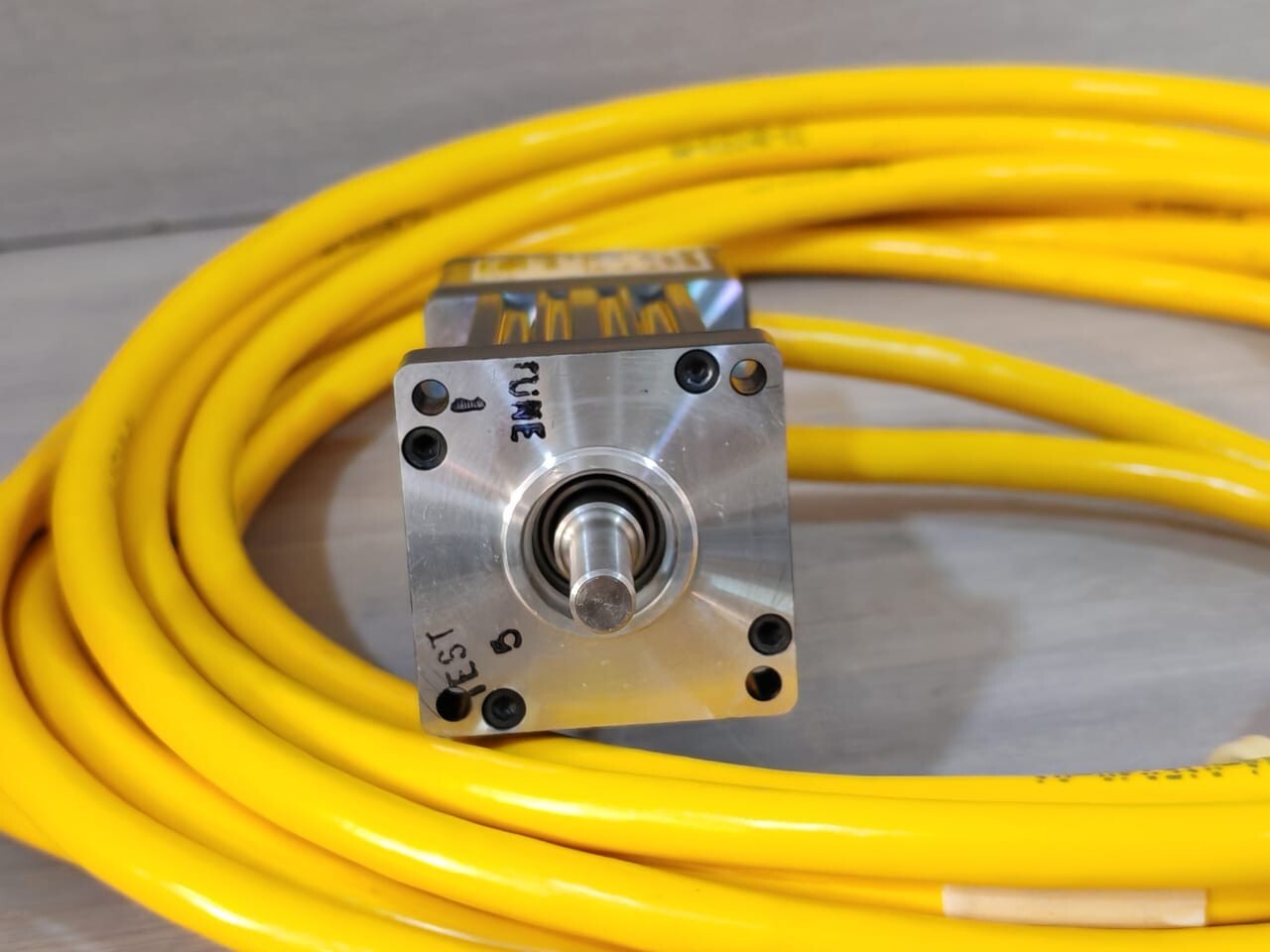 Parker SM161AH-N10N Parker SM161AH-N10N Servo Motor with Cable 5