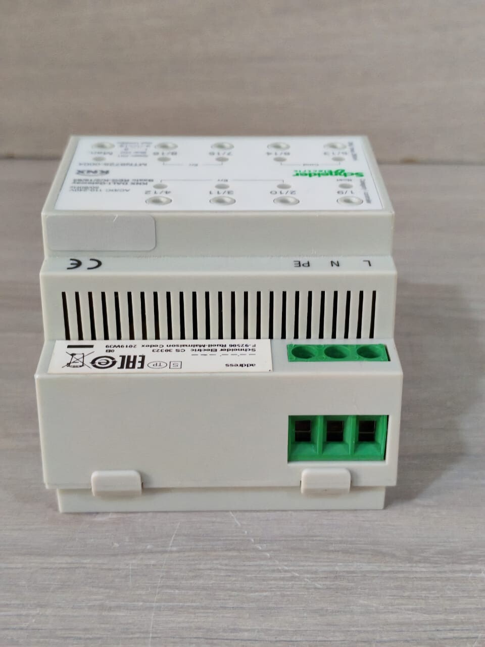 Schneider Electric MTN6725-0004 SCHNEIDER ELECTRIC MTN6725-0004 KNX DALI-GATEAWAY BASIC REG-K/2/16/64 9