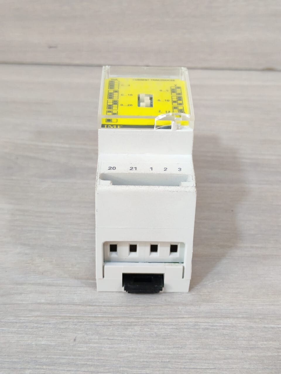 IME TM3I210 IME TM3I210 AUX CURRENT TRANSDUCER 115V 47-63Hz 9