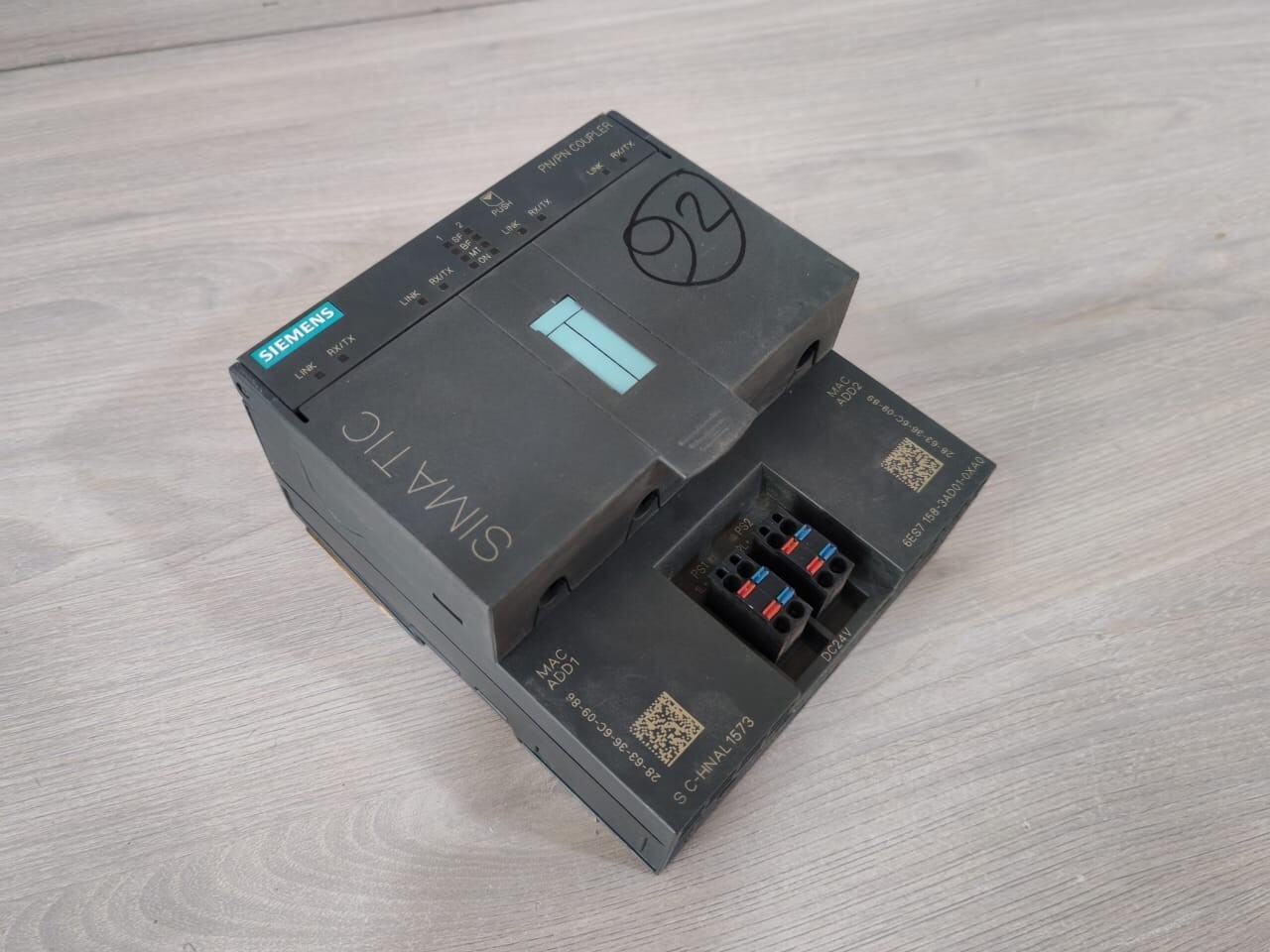 Siemens 6ES7 158-3AD01-0XA0 Siemens 6ES7 158-3AD01-0XA0 Simatic S7 PN/PN Coupler 9
