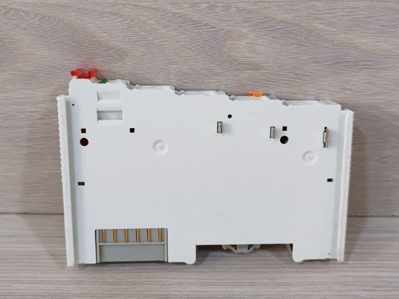 WAGO 750-502 PCS. WAGO 750-502 2-CHANNEL DIGITAL OUTPUT MODULE 9