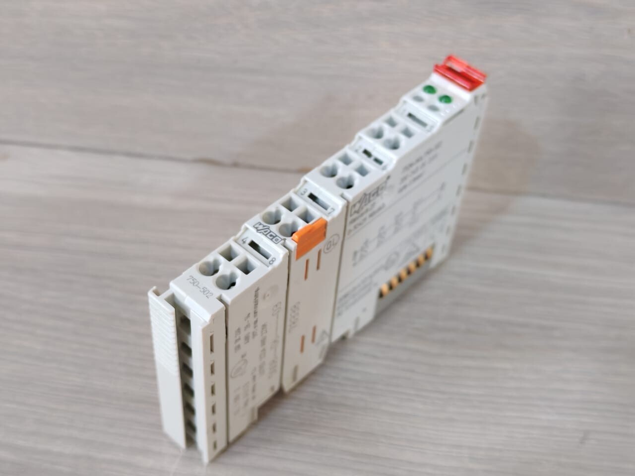 WAGO 750-502 PCS. WAGO 750-502 2-CHANNEL DIGITAL OUTPUT MODULE 10