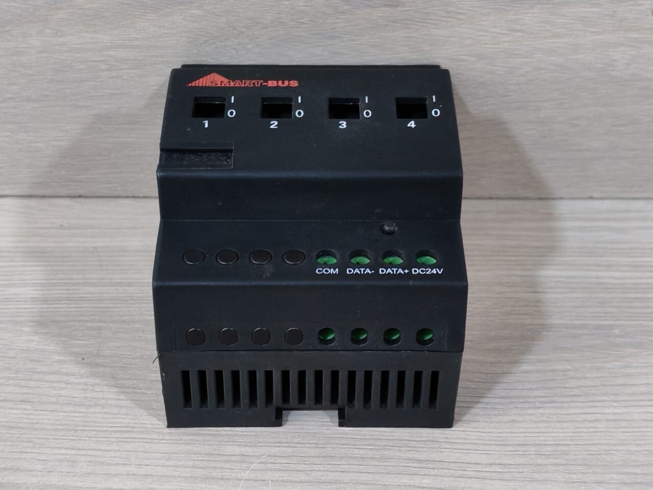 HDL SB-DN-R0420 HDL Smart Bus SB-DN-R0420 Relay Module 3