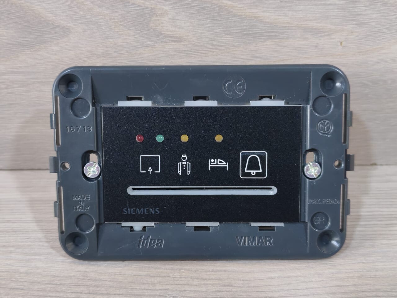 Siemens HCR3.2/VB SIEMENS HCR3.2/VB BUILDING AUTOMATION 3