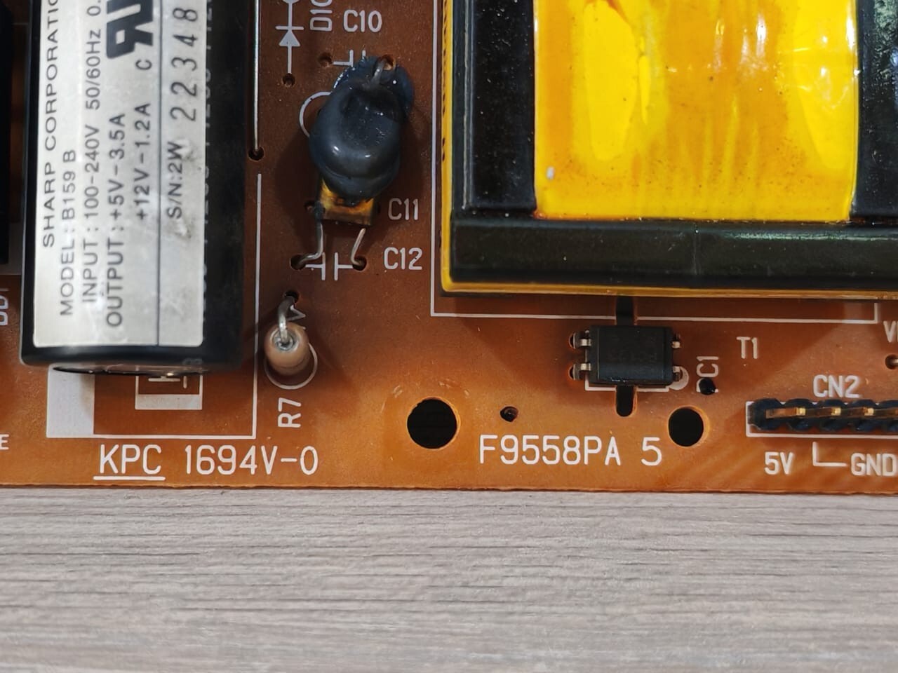 PRO-FACE KPC1694V-0 F9558PA KPC1694V-0 F9558PA POWER BOARD SUPPLY 100-240V 50/60Hz FROM PRO-FACE GP2501-SC11 2
