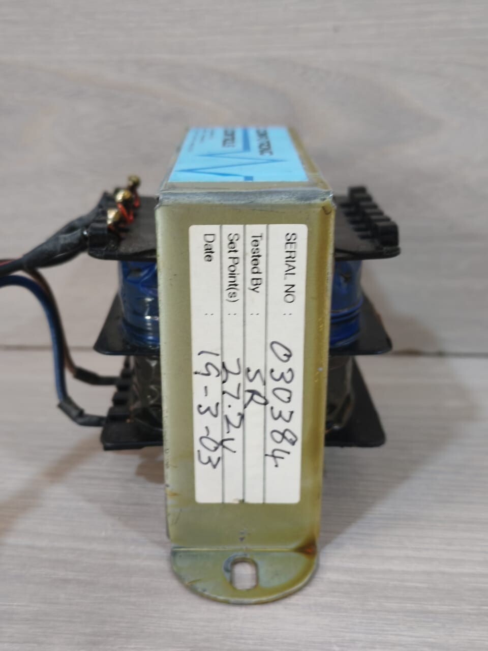 COMPUTRONIC CONTROLS SENTRY 100 COMPUTRONIC CONTROLS SENTRY 100 230/24V BATTERY CHARGER 5
